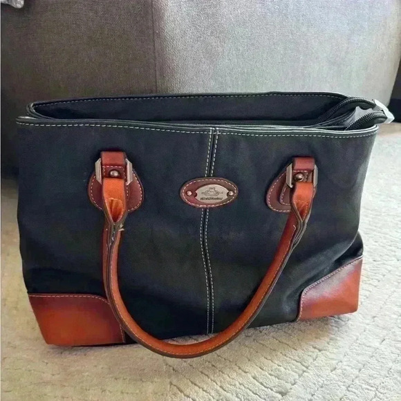 Hemazhudfan Medium Size Vinyl Purse - Picture 1 of 6